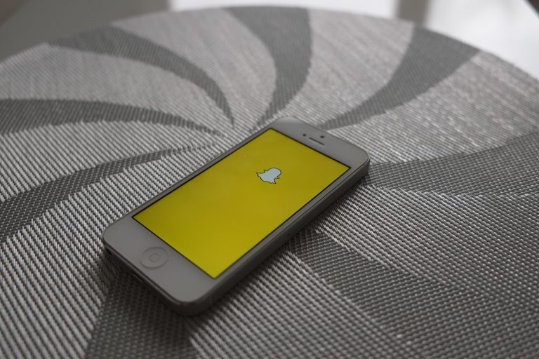 Snapchat Extends Moat Capabilities to European Advertisers to Boost IPO Plans