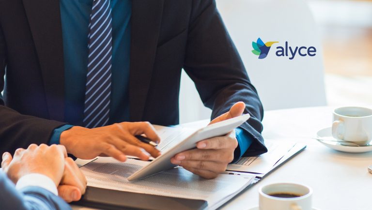 Alyce Partners with Outreach to Improve ABM Execution with AI-Powered Direct Mail and Swag