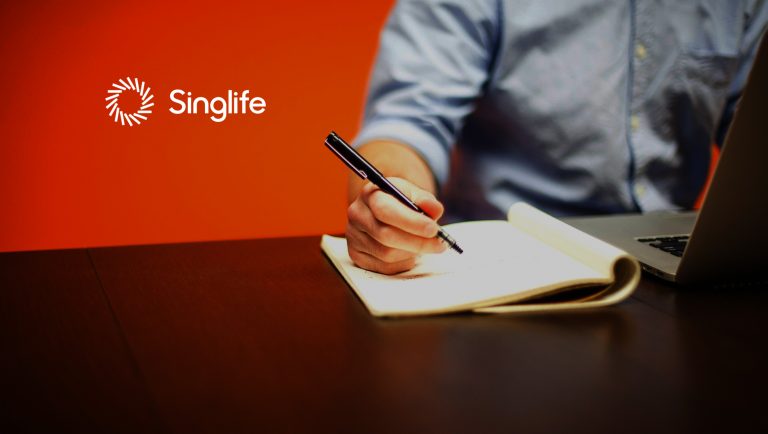 Singlife Launches Singapore's First Insurance Savings Plan with Visa Card to Spend