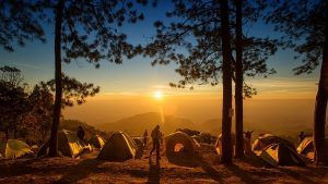 tent-camp-morning-hikers-waking-up