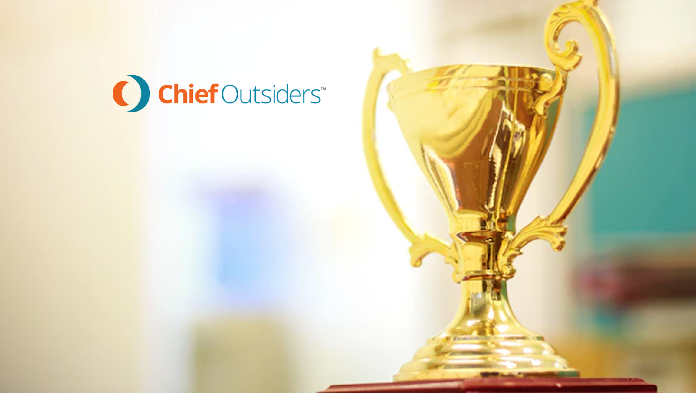Award-Winning Marketing Executive Erika Rosenthal Joins Chief Outsiders