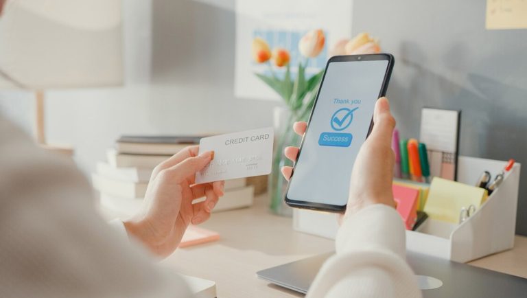 Optimove Insights Holiday Shopping Survey Finds 48% of Consumers Plan to Spend More in 2025, Despite Concerns Over Tariffs and Inflation