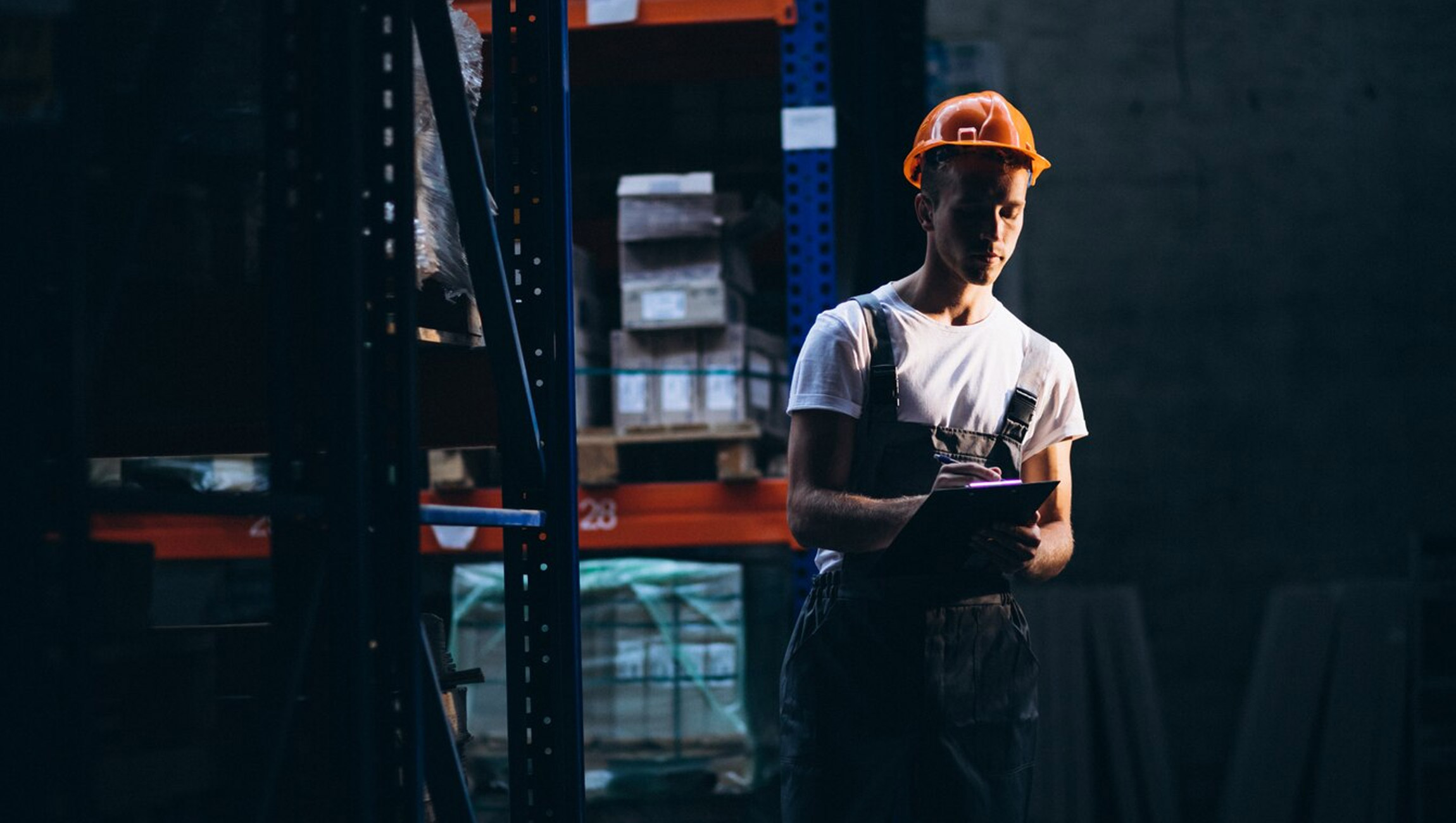 U.S. EV Market Matures Despite Infrastructure Gaps and Consumer Hesitation